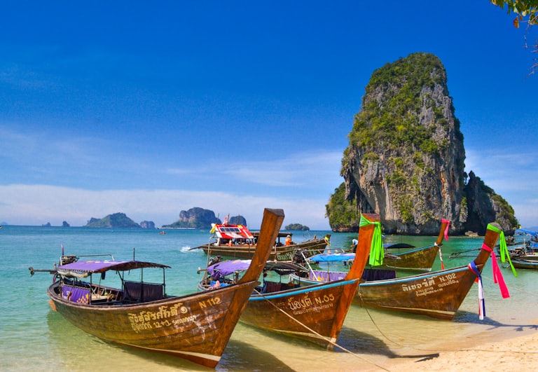Speedboat approaching turquoise island waters near Pattaya